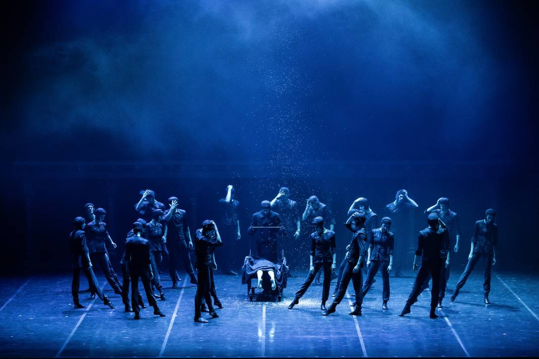 Tolstoy’un ölümsüz aşkı “Anna Karenina”, Tchaikovsky müziğiyle AKM’de yankılandı 1