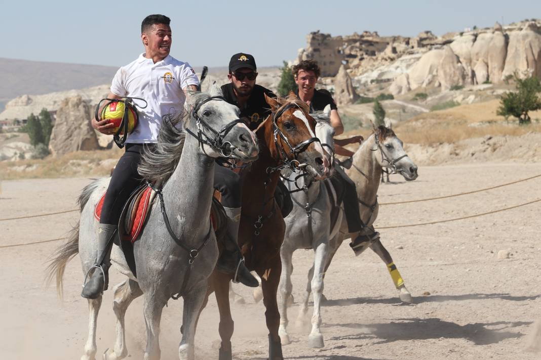 Aşıklar şehrinin güzelleri podyuma çıktı 5