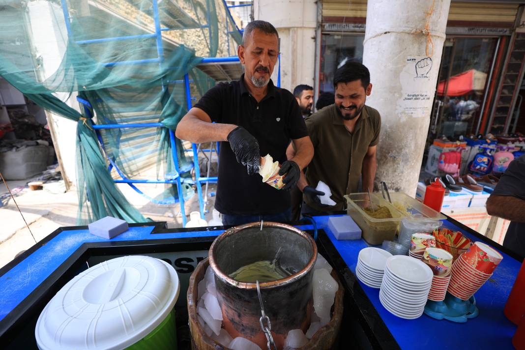 Termometreler 50 dereceyi gösterdi, halk ne yapacağını şaşırdı 29