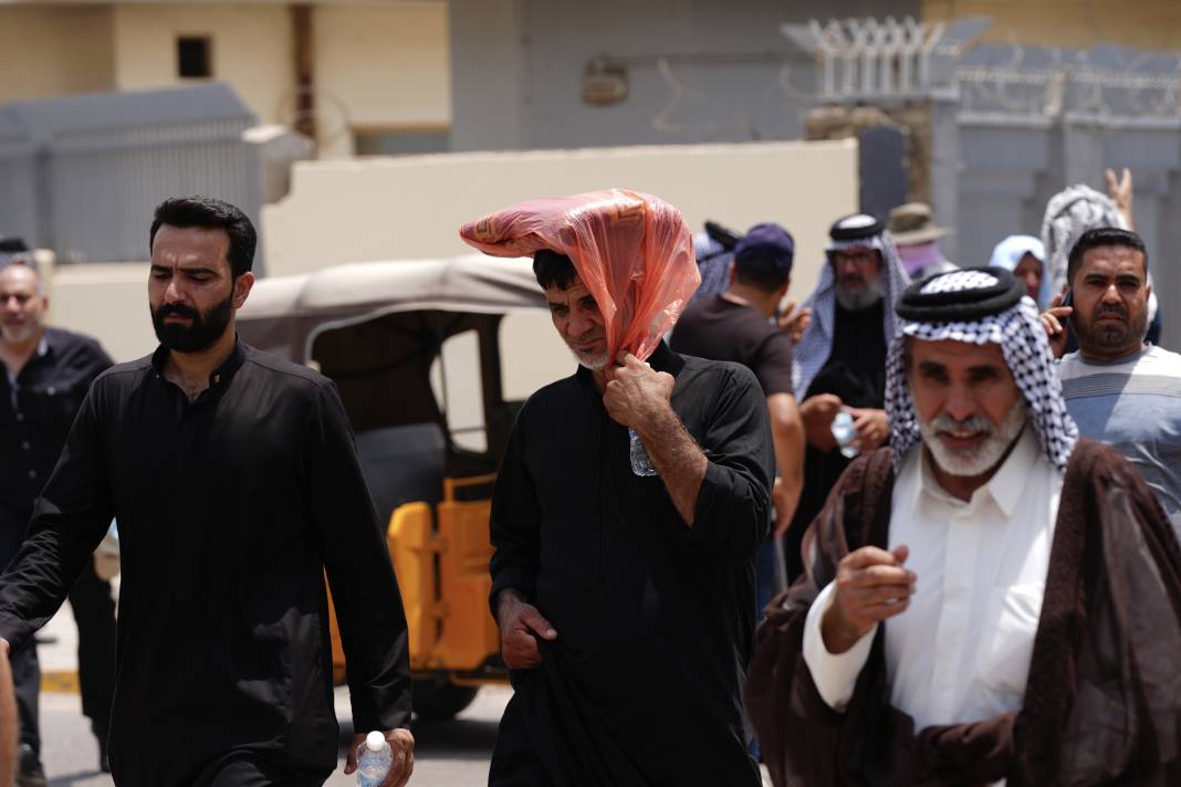 Termometreler 50 dereceyi gösterdi, halk ne yapacağını şaşırdı 4