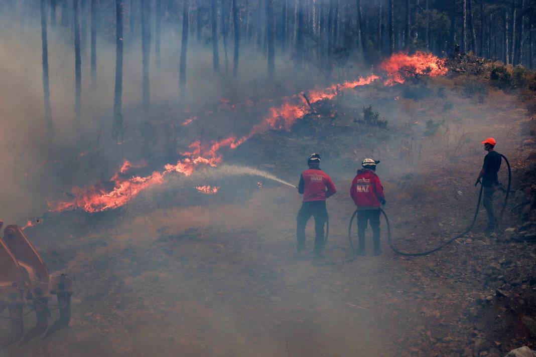Bursa yangını 5. gününde kontrol altına alındı! İşte alevlerin arkasında bıraktıkları… 2
