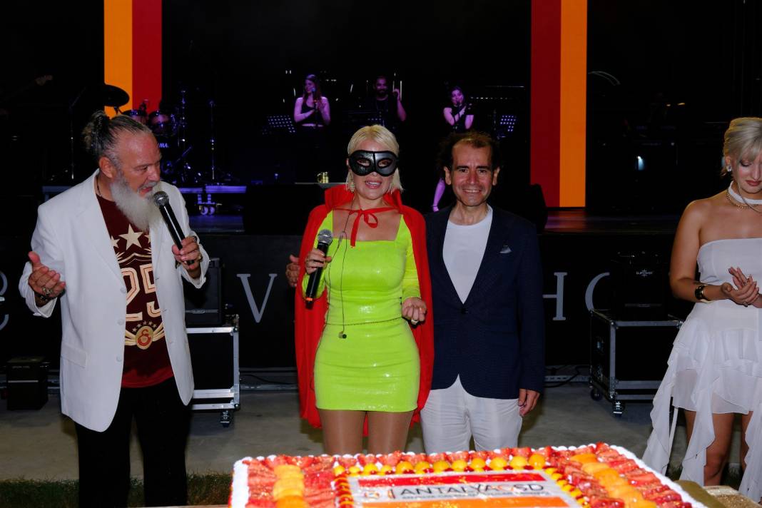 Dursun Özbek sözünü tuttu 2