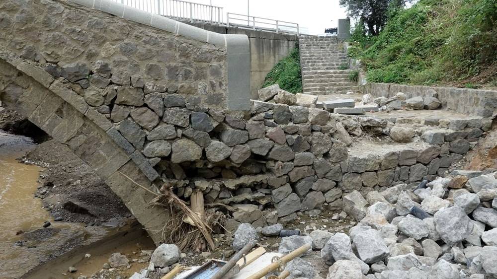 200 yıllık Osmanlı köprüsü yıkılma tehlikesiyle karşı karşıya 7