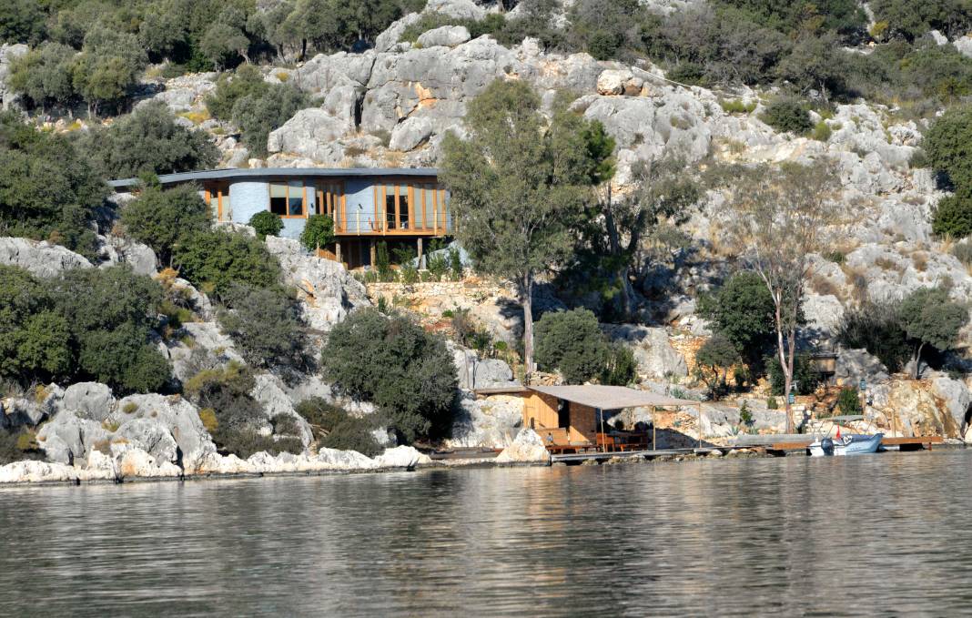 İngiliz’in doğal sit alanındaki villasını 5 yıldır yıkamıyorlar 6