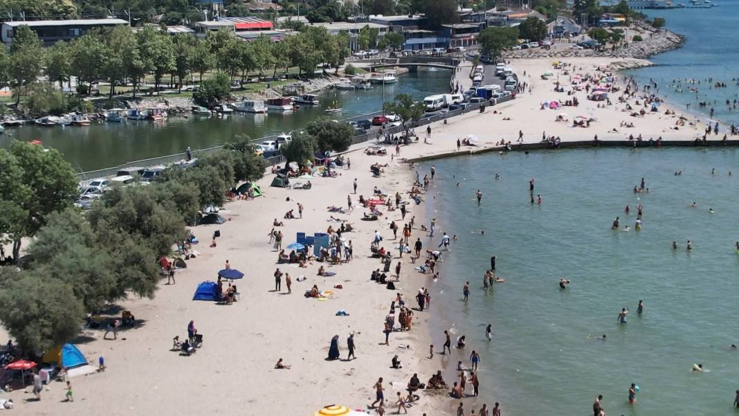 Havalar ısındı, İstanbullular oraya akın etti! Doldu taştı 1