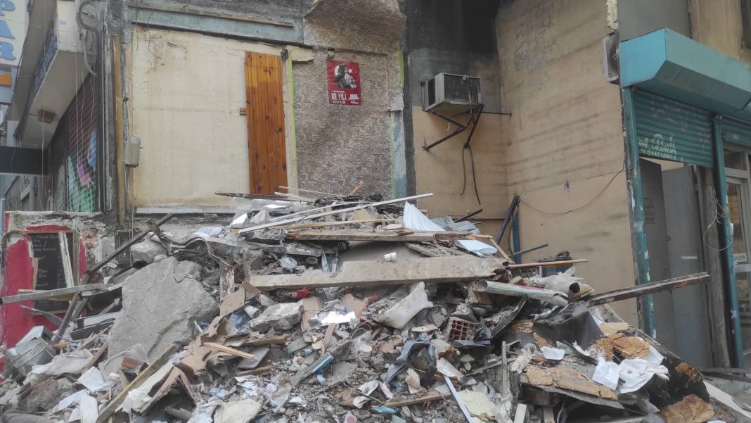 Beyoğlu'nda facianın izleri gün aydınlanınca ortaya çıktı 7