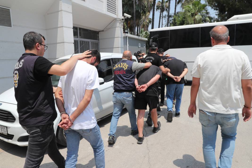 Müzik kavgası kanlı bitti! 10 tutuklama 4