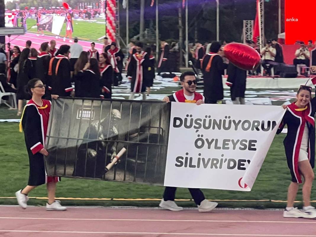 ODTÜ'lüler yine sözünü esirgemedi: İşte yıllarca unutulmayacak atarlı giderli pankartlar 9