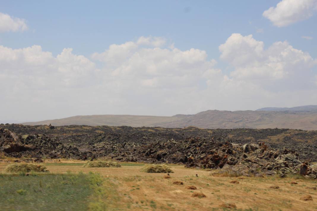 Ağrı'da lavların yuttuğu köyler 170 yıl sonra gün yüzüne çıkıyor 9