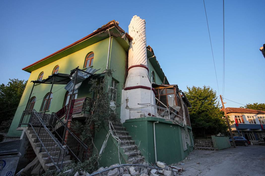 Gün aydınlandı Balıkesir'deki hasarın boyutu ortaya çıktı 22