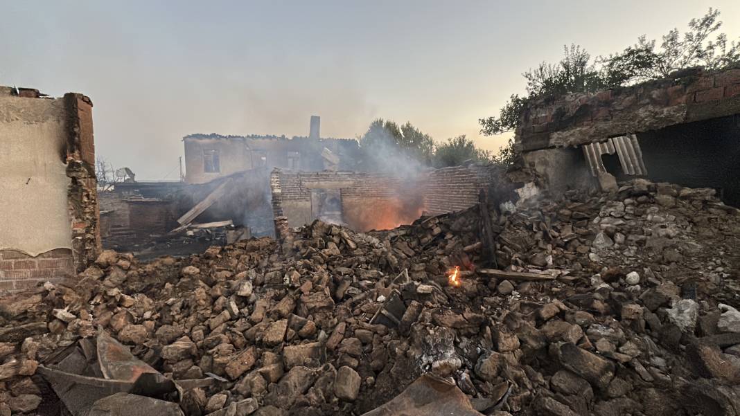 Gökyüzünden bakınca anlaşılan vahşet!  Gün ağarınca ortaya çıktı 18