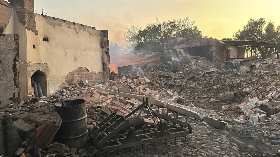 Gökyüzünden bakınca anlaşılan vahşet!  Gün ağarınca ortaya çıktı 3