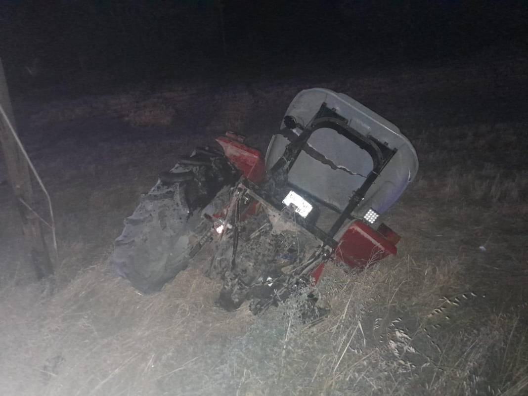 Çorum'da feci kaza: Traktör ikiye bölündü 1