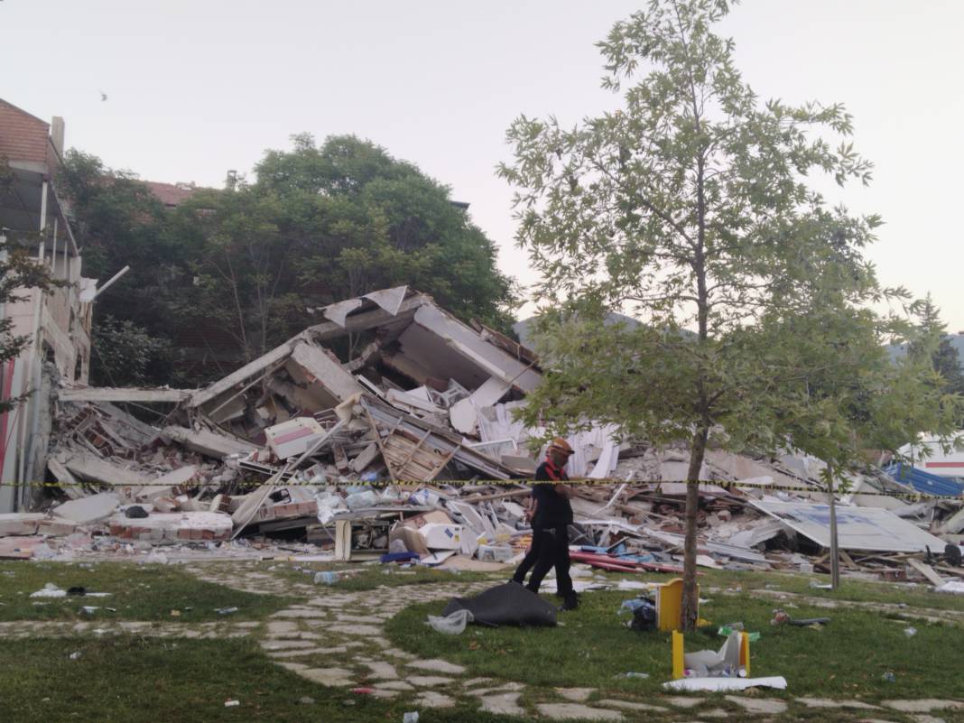 Gün aydınlandı Balıkesir'deki hasarın boyutu ortaya çıktı 8