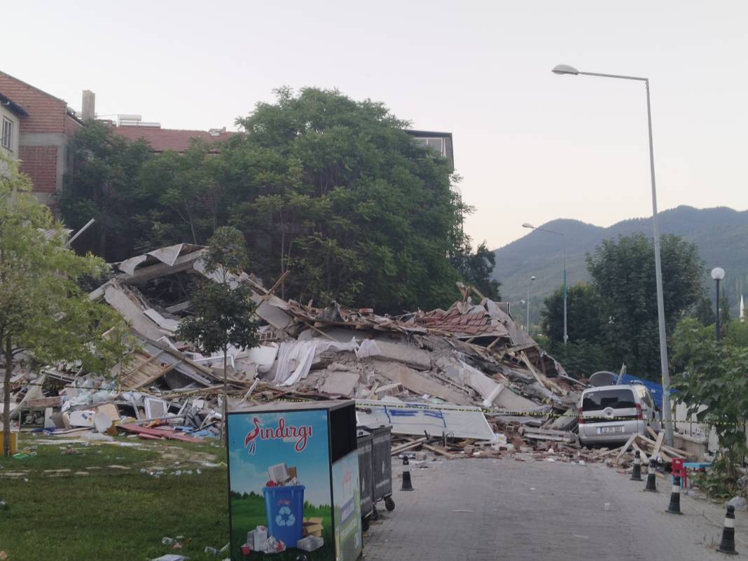 Gün aydınlandı Balıkesir'deki hasarın boyutu ortaya çıktı 6