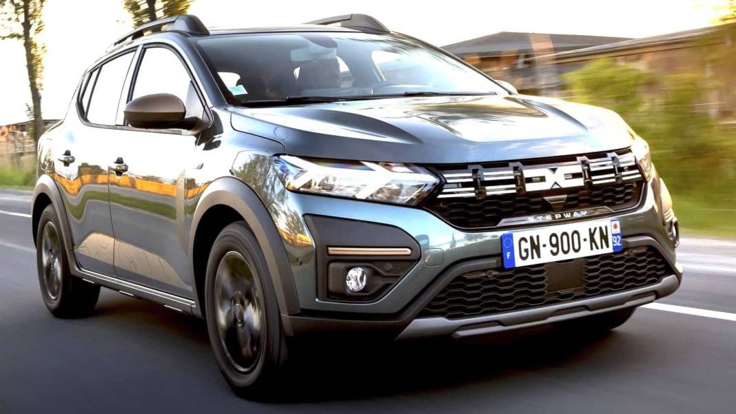 Otomatik benzinli otomobillerde en az yakan 10 model 2