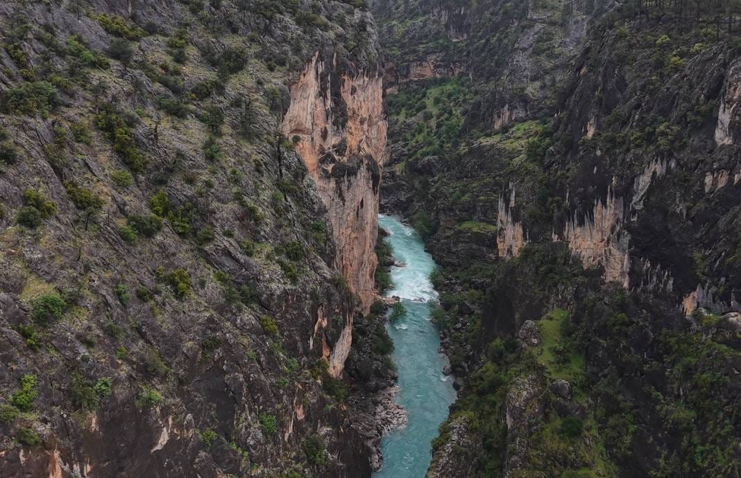 Toroslar'ın 'turkuaz' gerdanlığı: Gezende Kanyonu keşfedilmeyi bekliyor 6