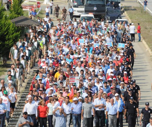 CHP'nin fındık yürüyüşü ikinci gününde 11