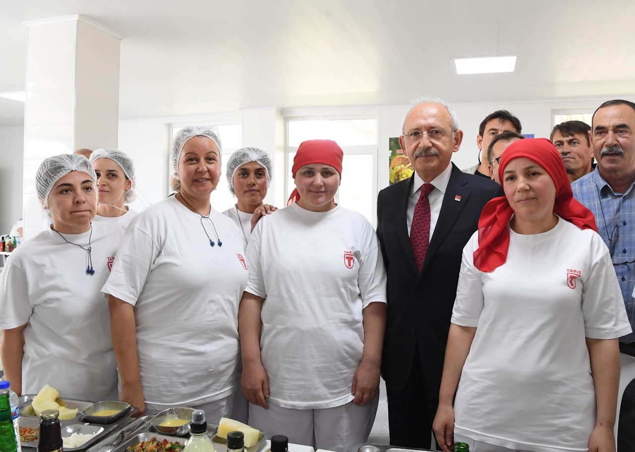 Kılıçdaroğlu'ndan üzüm üreticilerine ve işletmecilerine ziyaret 11