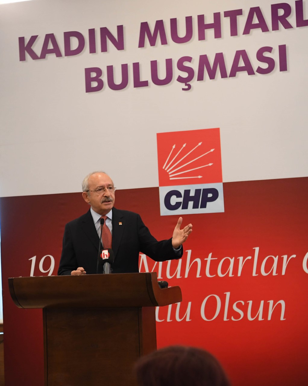 CHP Genel Başkanı Kemal Kılıçdaroğlu kadın muhtarlarla biraraya geldi 18