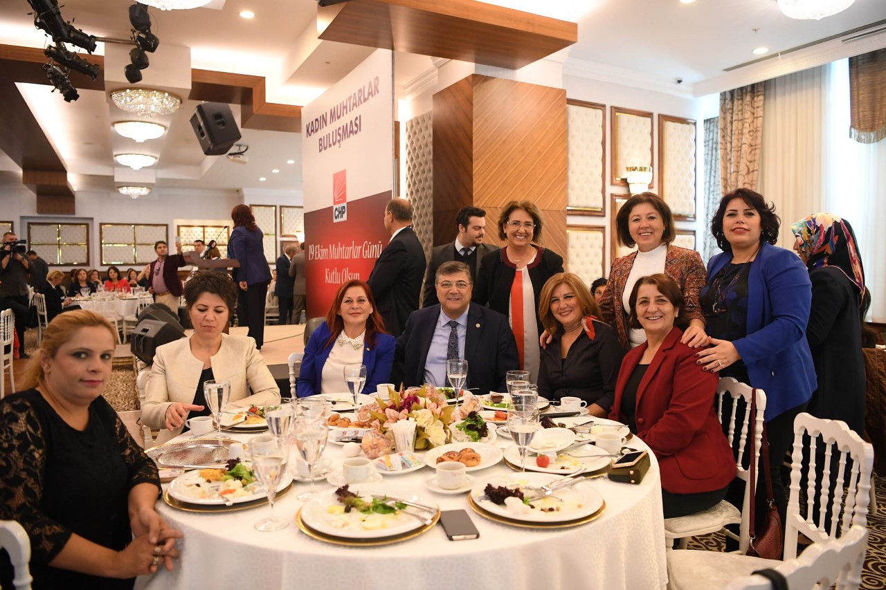 CHP Genel Başkanı Kemal Kılıçdaroğlu kadın muhtarlarla biraraya geldi 19