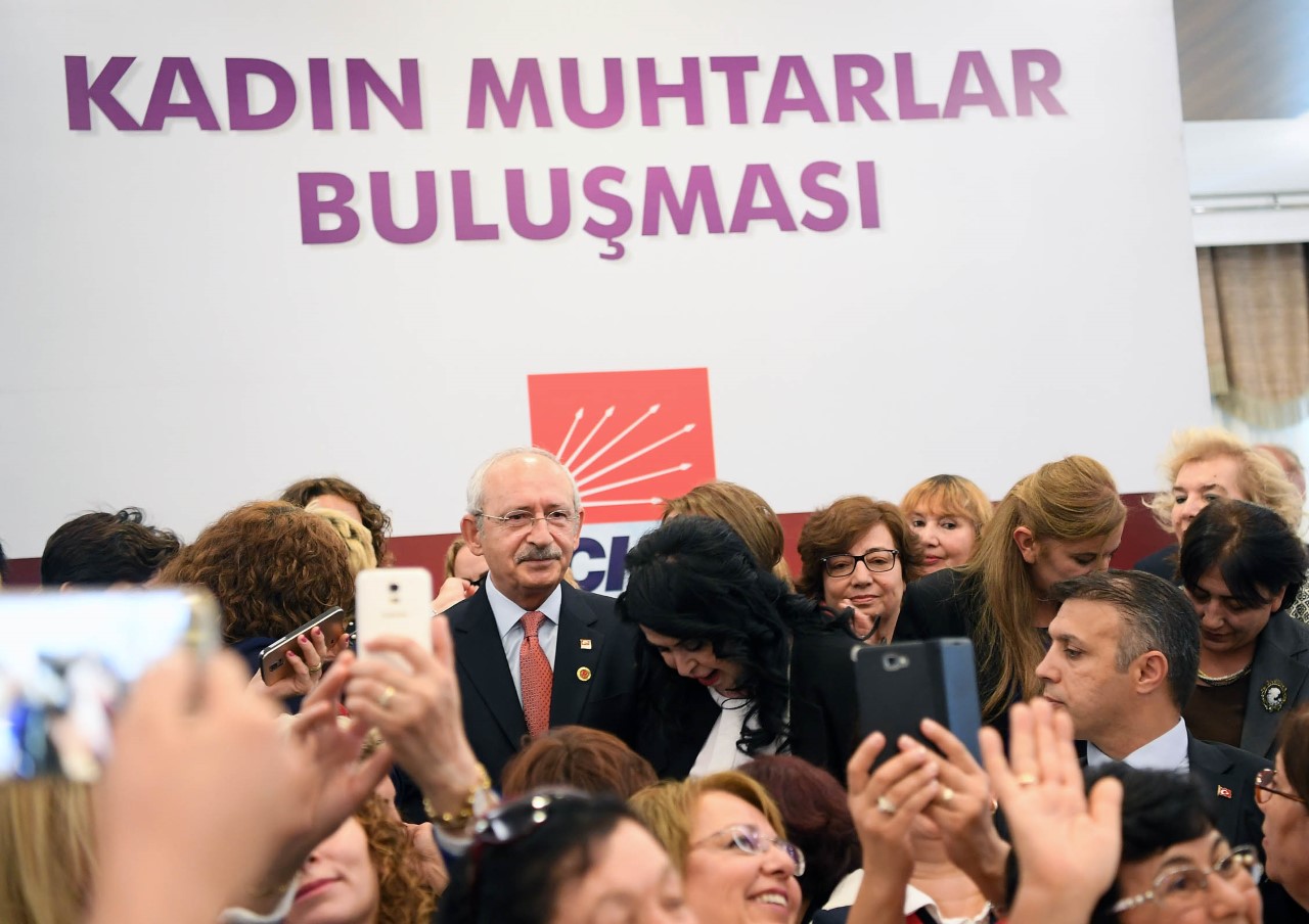 CHP Genel Başkanı Kemal Kılıçdaroğlu kadın muhtarlarla biraraya geldi 2