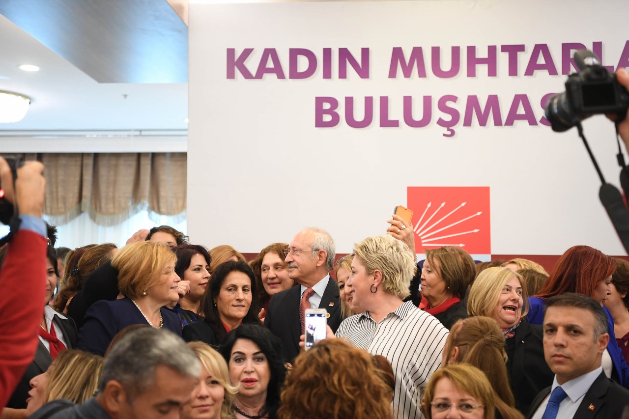 CHP Genel Başkanı Kemal Kılıçdaroğlu kadın muhtarlarla biraraya geldi 3