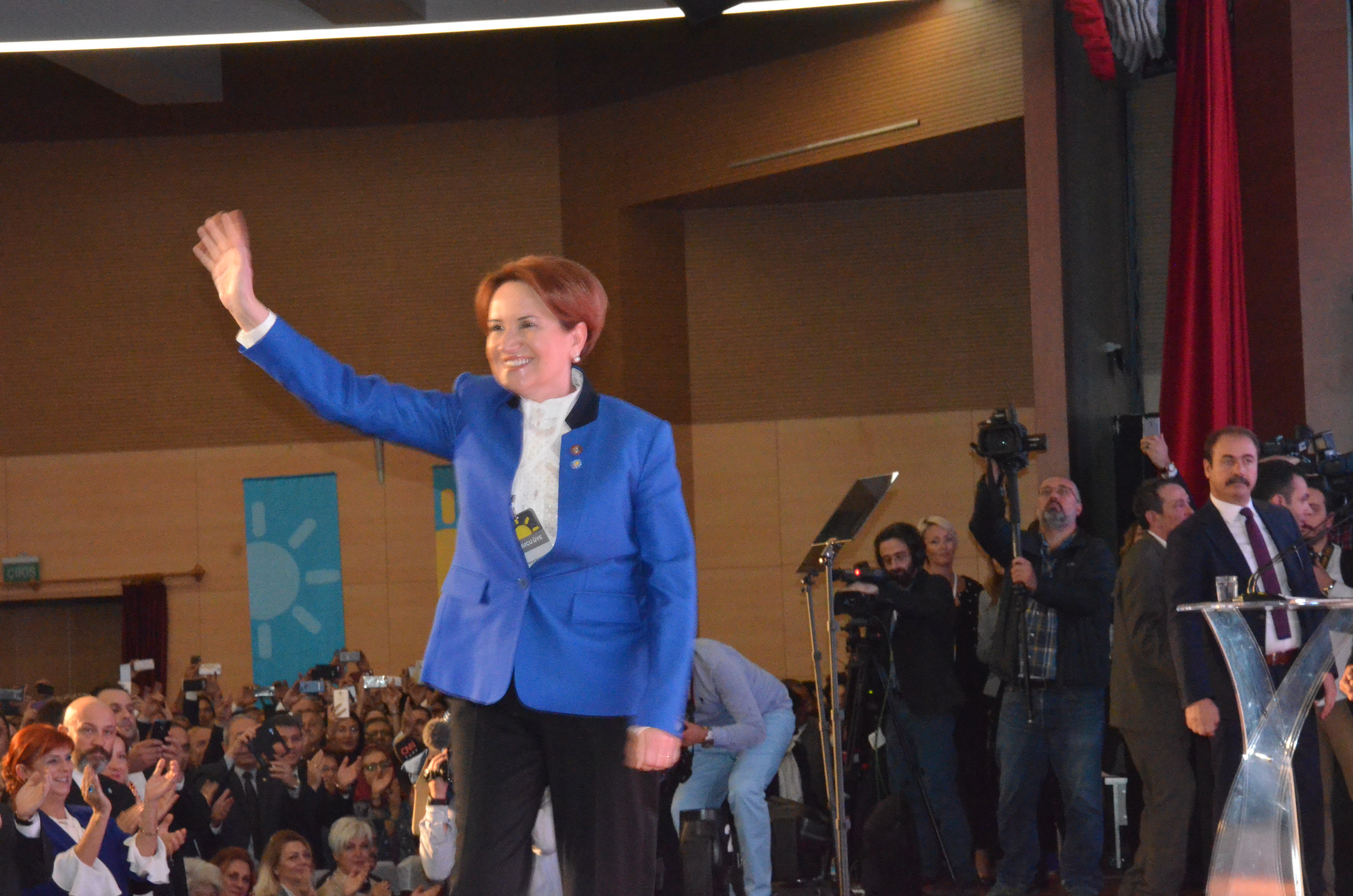 Meral Akşener'in İYİ Parti'yi anlattığı toplantıdan kareler! 11