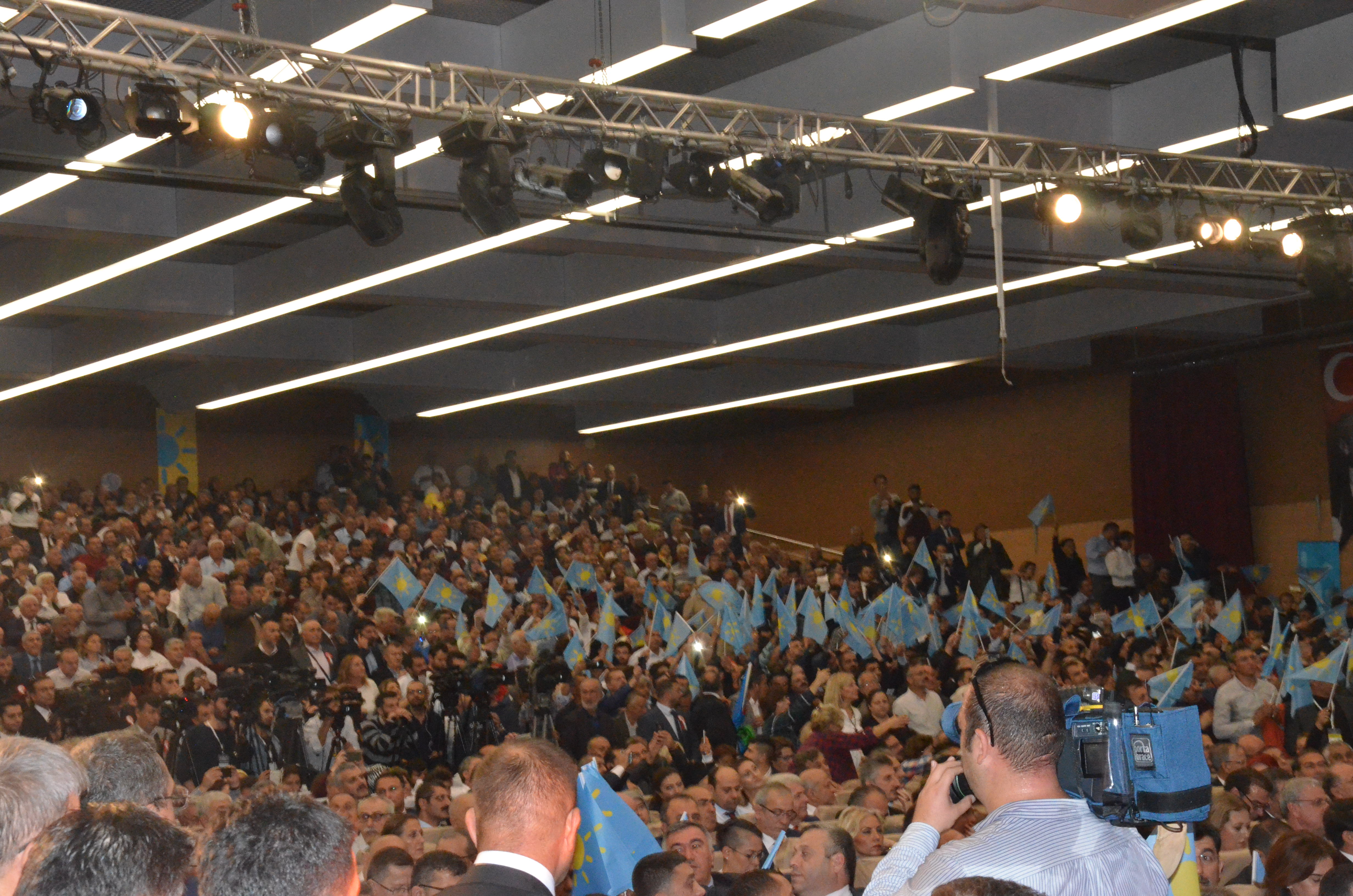 Meral Akşener'in İYİ Parti'yi anlattığı toplantıdan kareler! 22