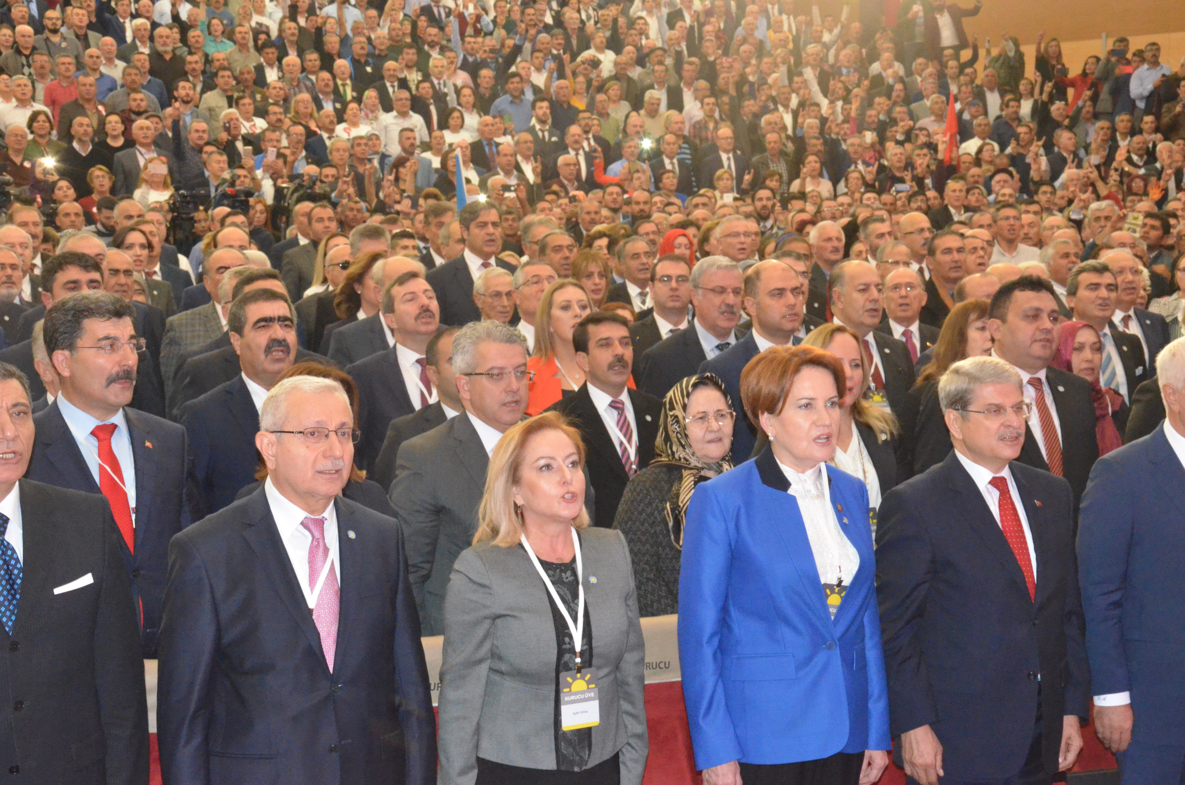 Meral Akşener'in İYİ Parti'yi anlattığı toplantıdan kareler! 35