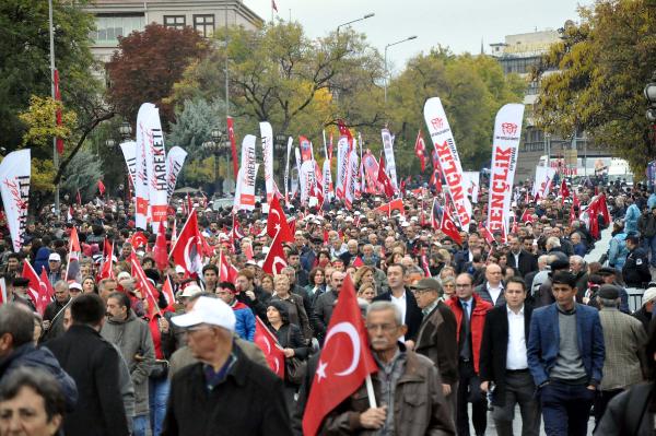 CHP'liler Cumhuriyet'in 94. yılında Anıtkabir'e yürüdü 6