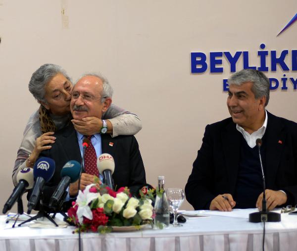 Kılıçdaroğlu, Gürpınar'da kadınlarla bir araya geldi 6