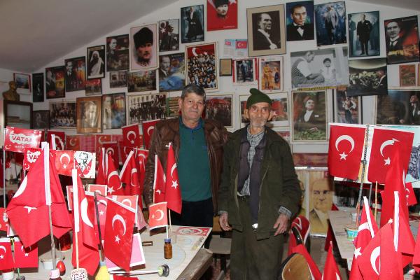 78 yaşındaki çiftçi, biriktirdiği 2 bin fotoğrafla Atatürk Evi açtı 10