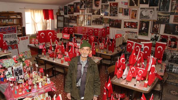78 yaşındaki çiftçi, biriktirdiği 2 bin fotoğrafla Atatürk Evi açtı 3