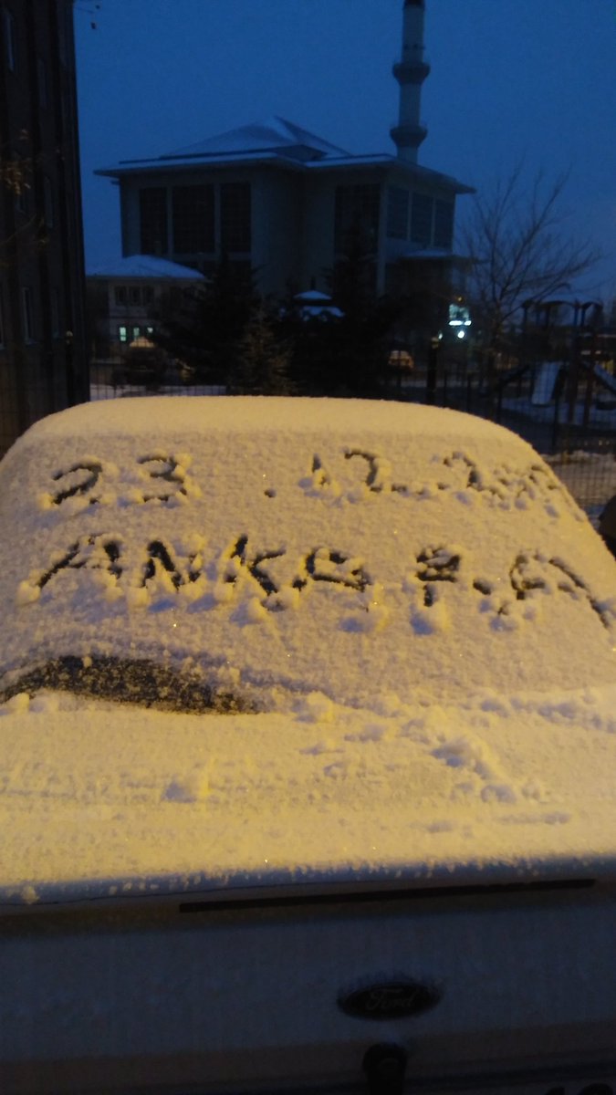 Ankara'ya ilk kar yağdı! 1