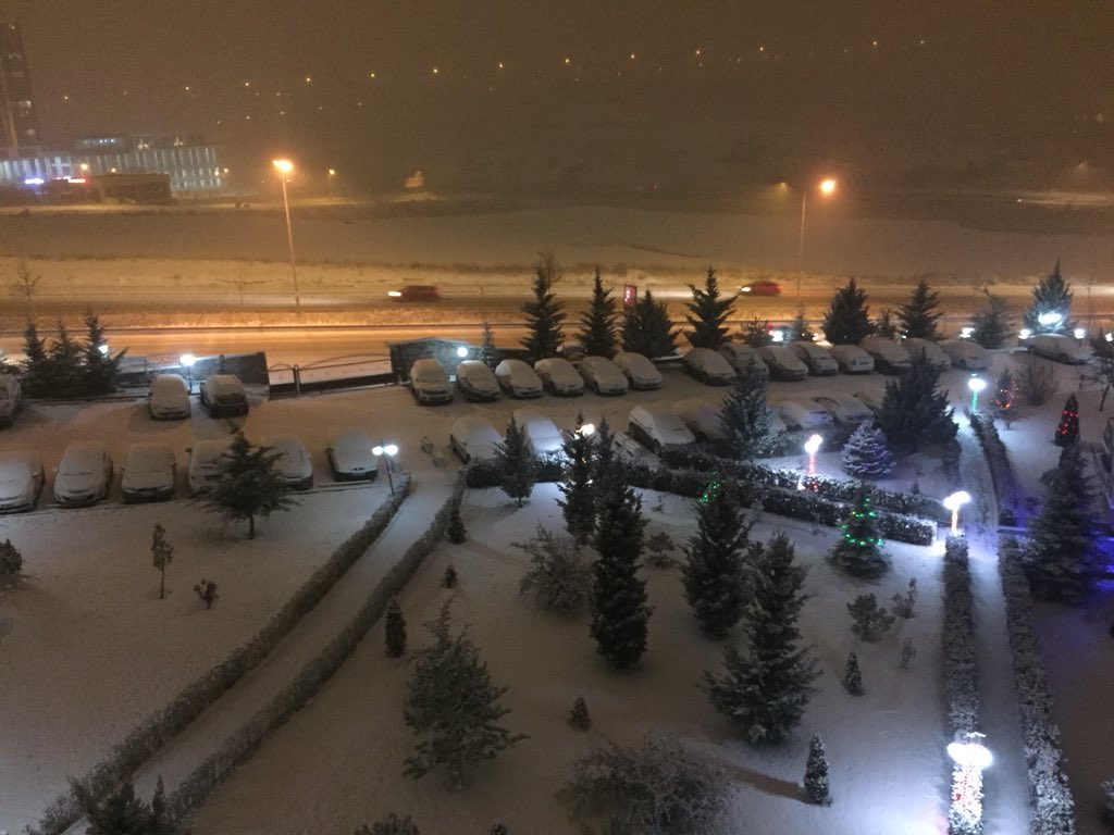 Ankara'ya ilk kar yağdı! 4