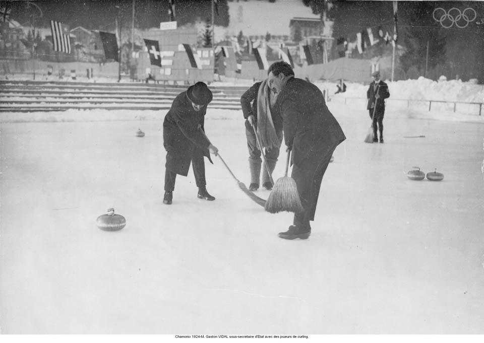 1924'te gerçekleştirilen ilk kış olimpiyatlarından kareler 18