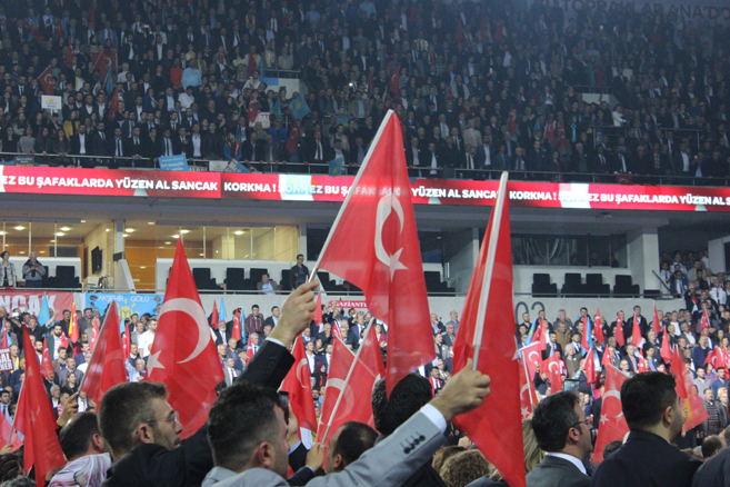 İYİ Parti'nin 1. Olağanüstü Kurultayı Ankara Arena'da gerçekle 10