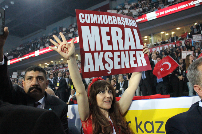 İYİ Parti'nin 1. Olağanüstü Kurultayı Ankara Arena'da gerçekle 34