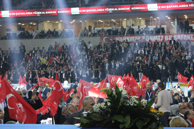İYİ Parti'nin 1. Olağanüstü Kurultayı Ankara Arena'da gerçekle 43