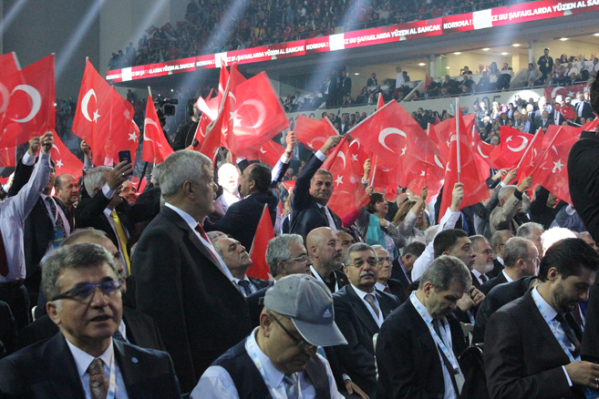 İYİ Parti'nin 1. Olağanüstü Kurultayı Ankara Arena'da gerçekle 45