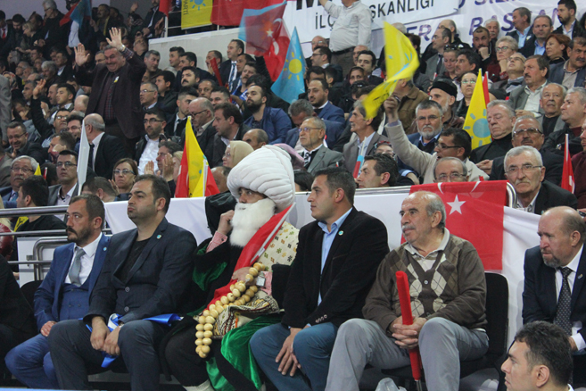 İYİ Parti'nin 1. Olağanüstü Kurultayı Ankara Arena'da gerçekle 9