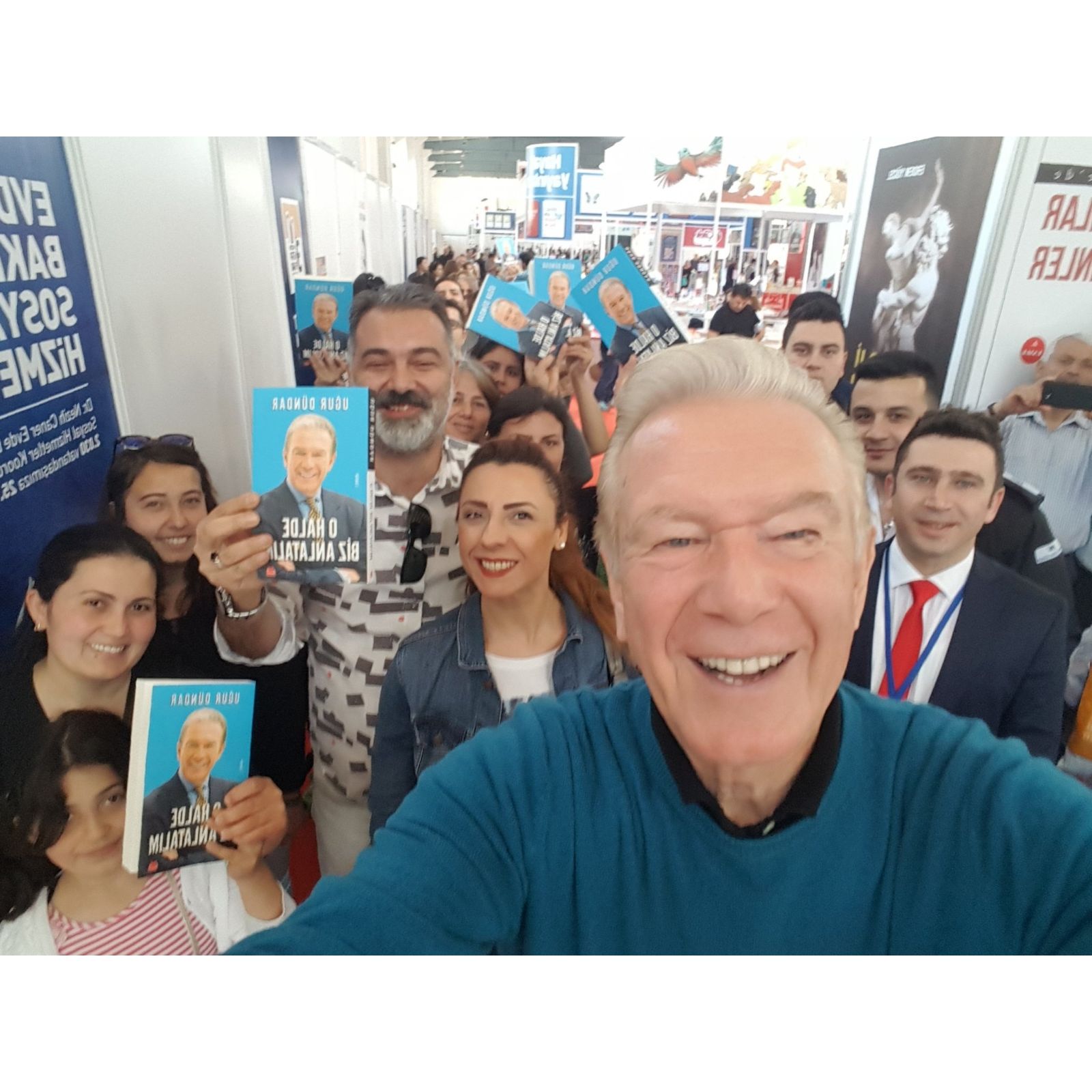 Kılıçdaroğlu Merzifon kitap fuarını ziyaret etti 9