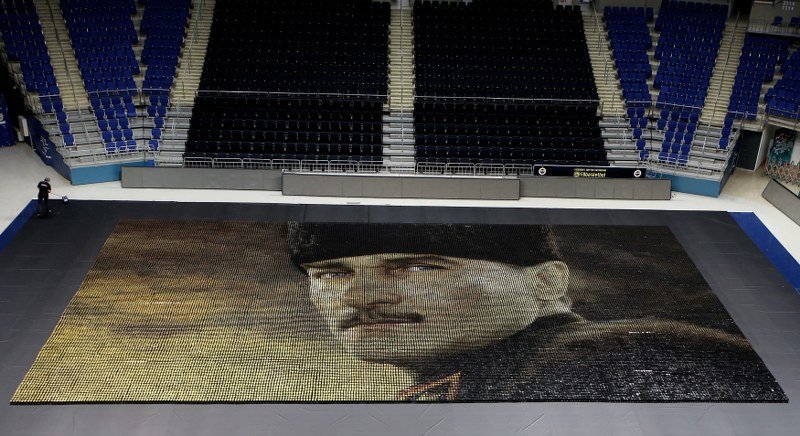 Fenerbahçe'den eşi benzeri görülmemiş Atatürk portresi 7