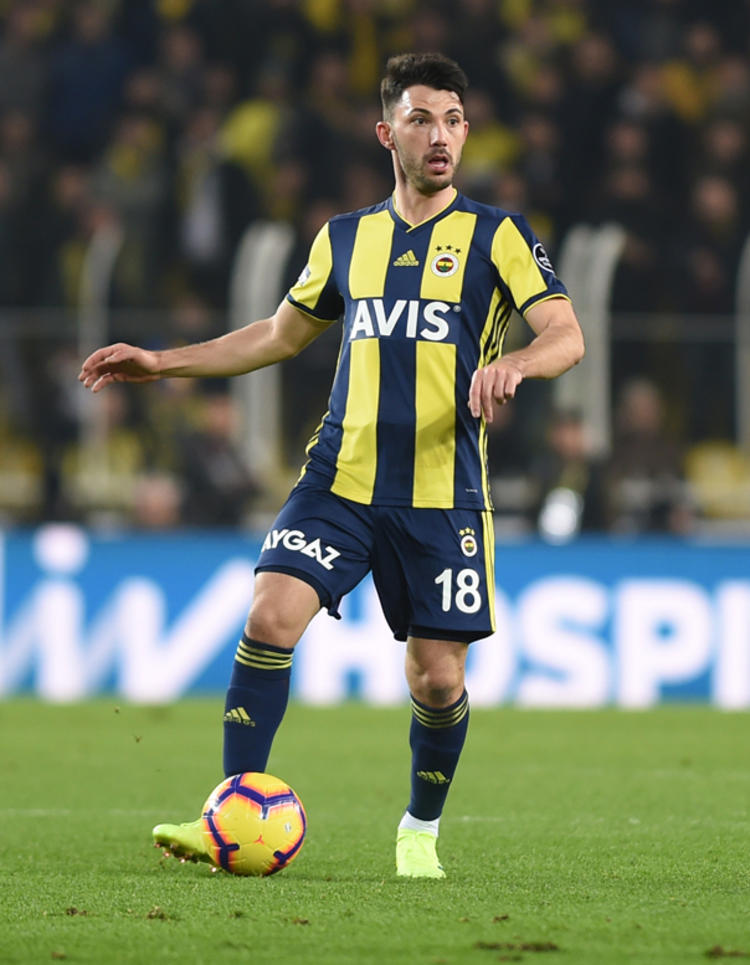 Tolgay Arslan için şok pankart! 6