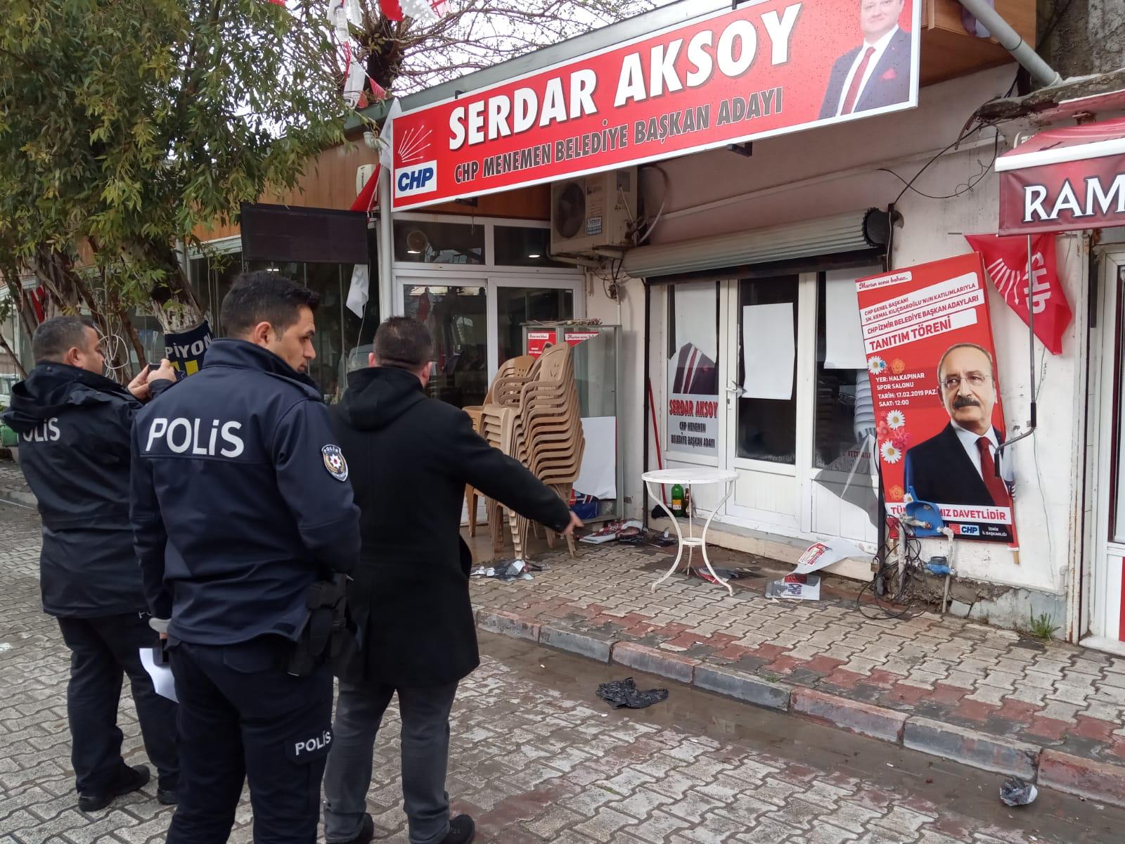 İzmir'de seçim bürosuna gerçekleştirilen saldırıdan kareler 2
