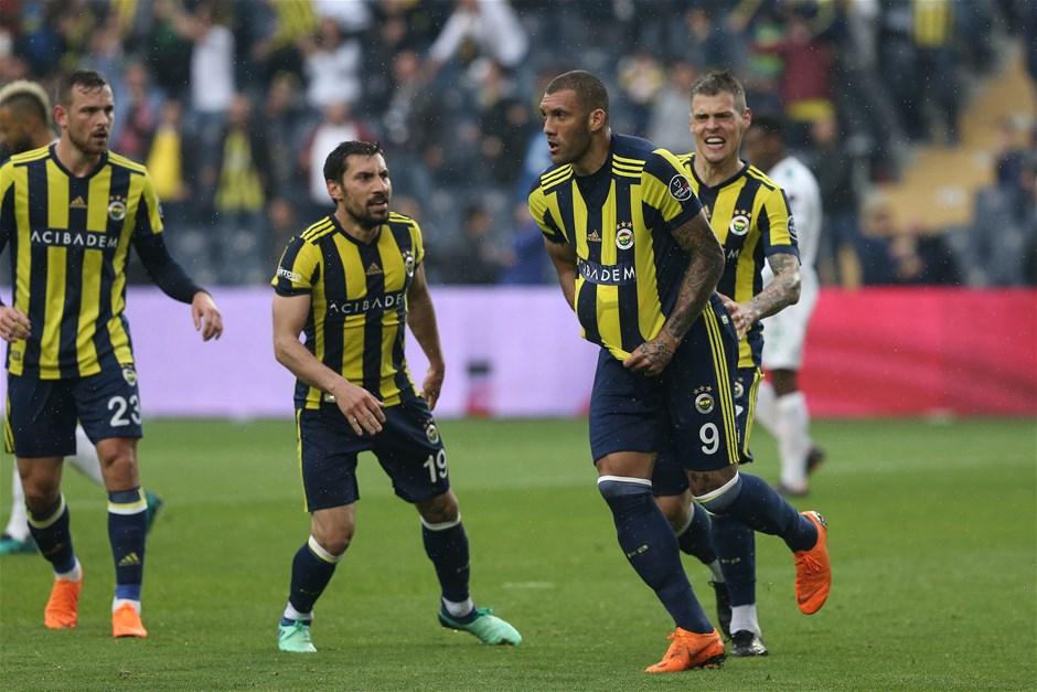 Liverpool'un golcüsü Fenerbahçe'ye doğru 1