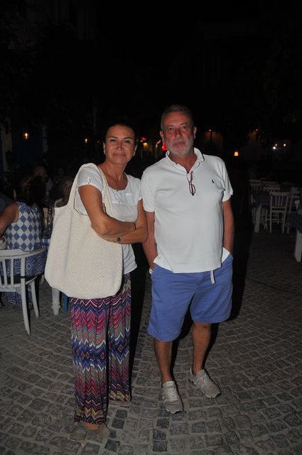 Demet Akbağ'ın eşi Zafer Çika'nın cenaze töreni sonrasında şok 13