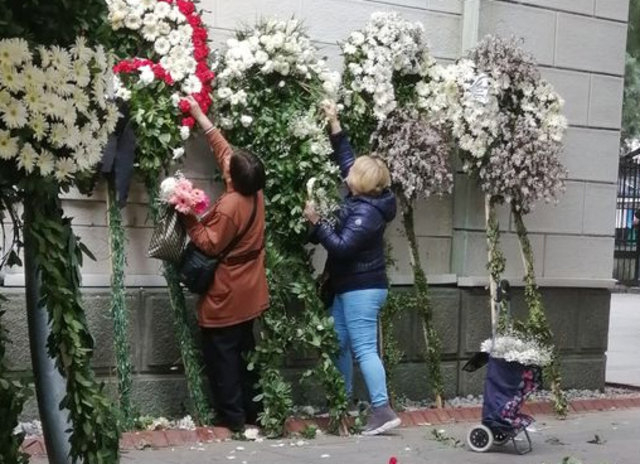 Demet Akbağ'ın eşi Zafer Çika'nın cenaze töreni sonrasında şok 4