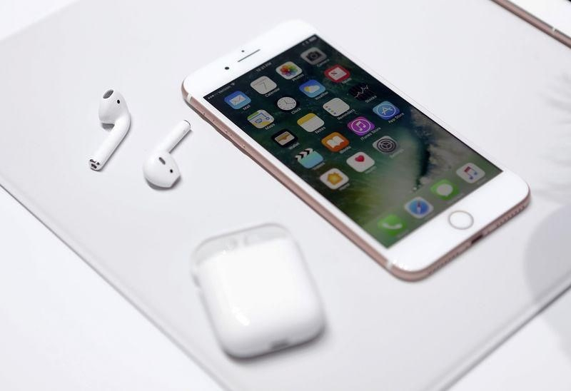 Apple o iPhone'ların fişini çekiyor 16